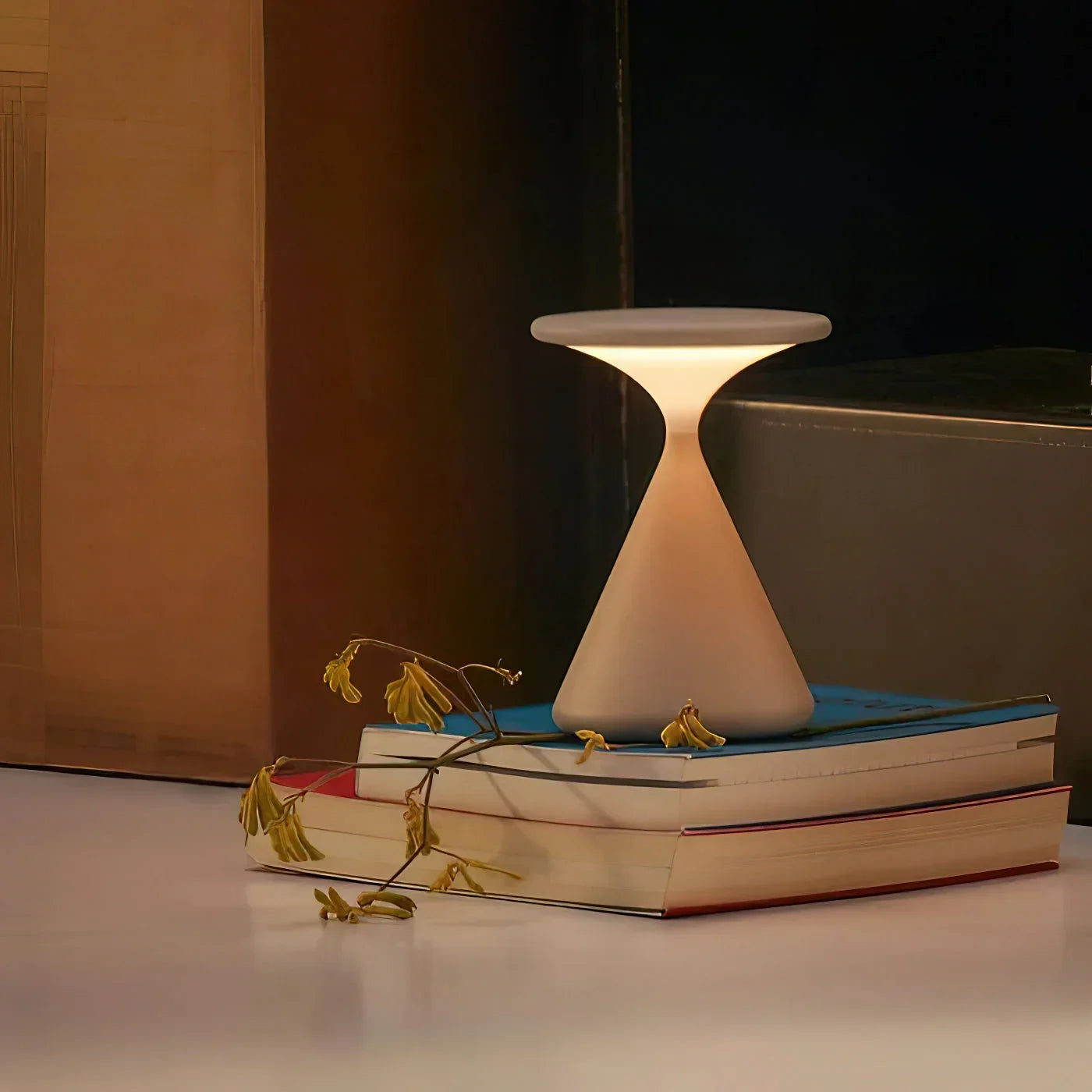 Aeron Hourglass | Trådløs Bordlampe 8
