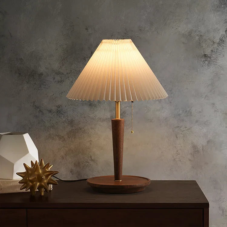 Vintage Plisseret Bordlampe | Klassisk Træ Belysning 2
